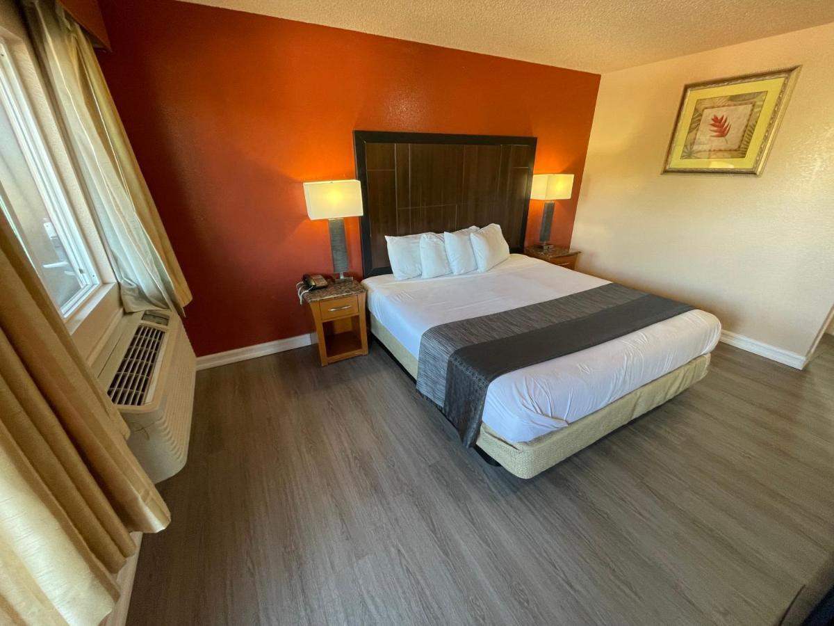 Pacific Inn Гроувър Бийч Екстериор снимка